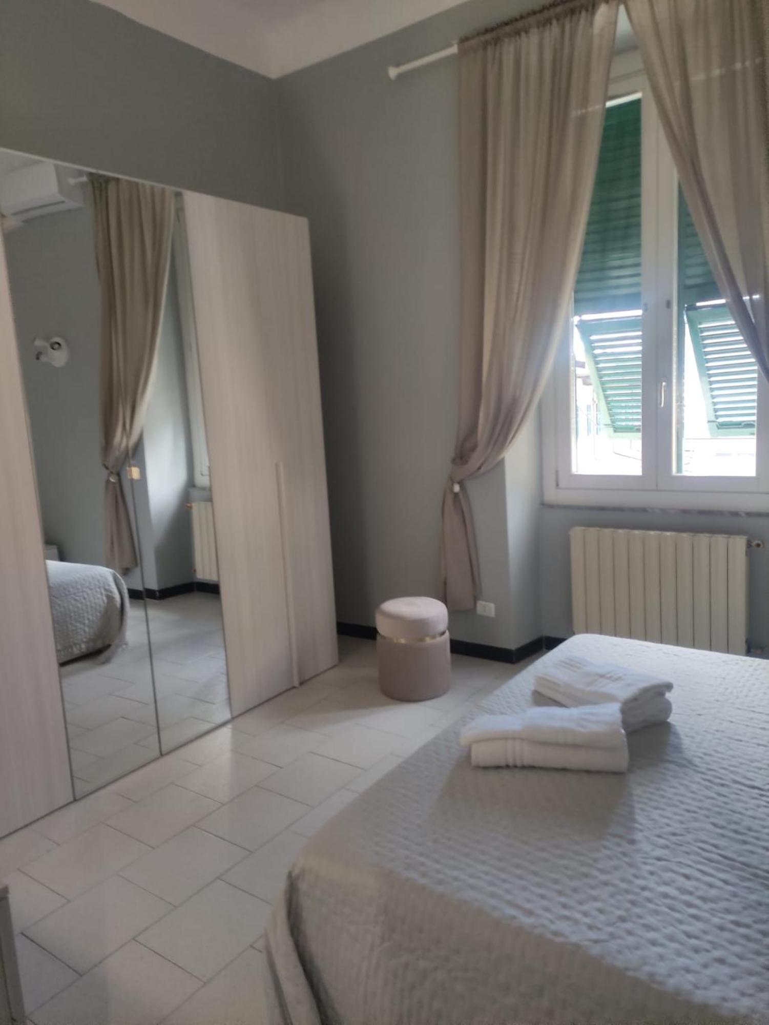 Апартаменти Traveller House Ла-Спеція Екстер'єр фото