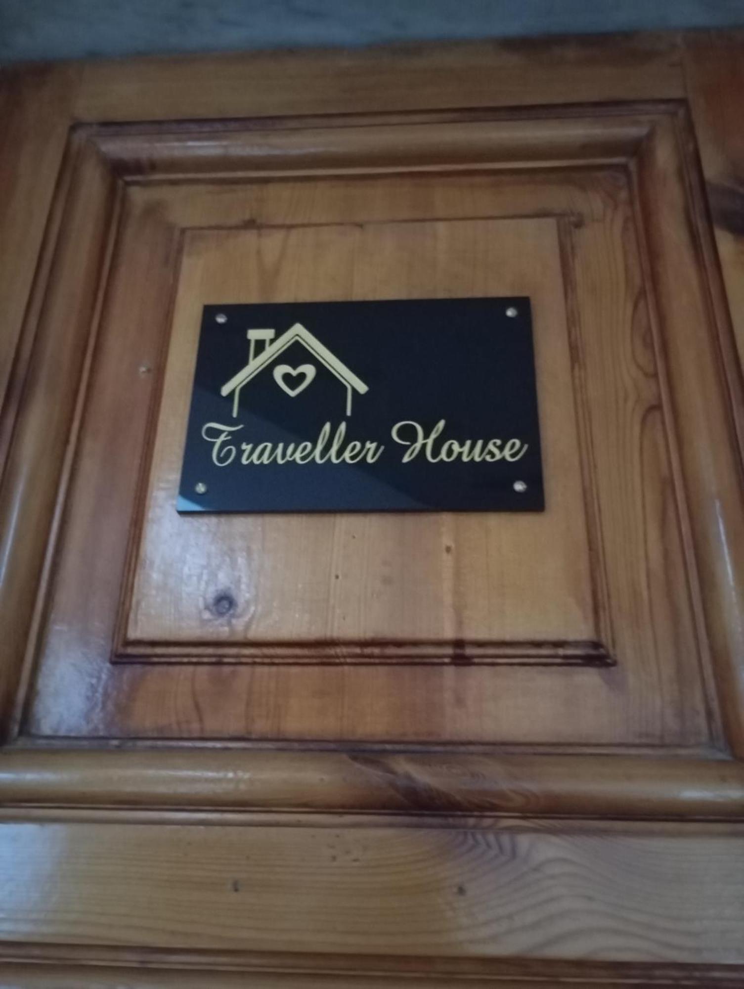 Апартаменти Traveller House Ла-Спеція Екстер'єр фото